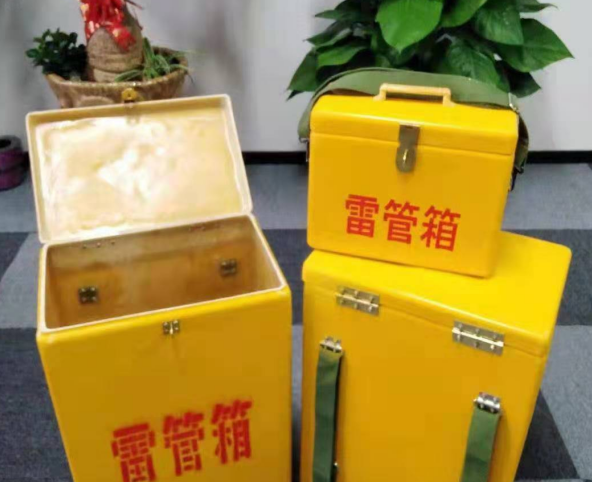 四方台玻璃钢雷管箱有哪些特点
